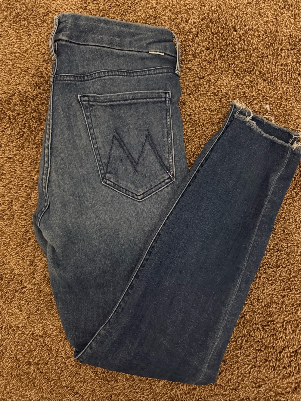 MOTHER Indigo Skinny Jeans with Frayed Hem